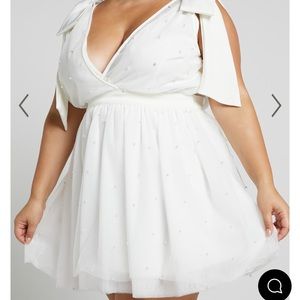 Showpo dress. Worn for a couple of hours! Like brand new